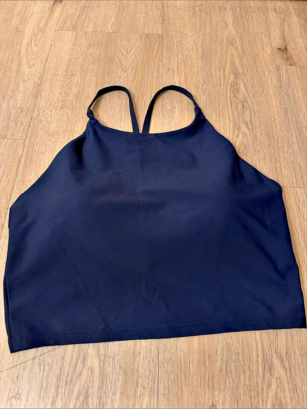 Old Navy PowerSoft Strappy Shelf Bra Tank Top in Black